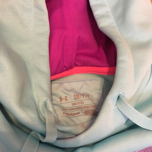 SOLD🚫🚫🚫 Under Armour Hoodie - Picture 2 of 2